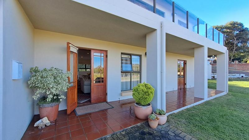 4 Bedroom Property for Sale in Stilbaai East Western Cape